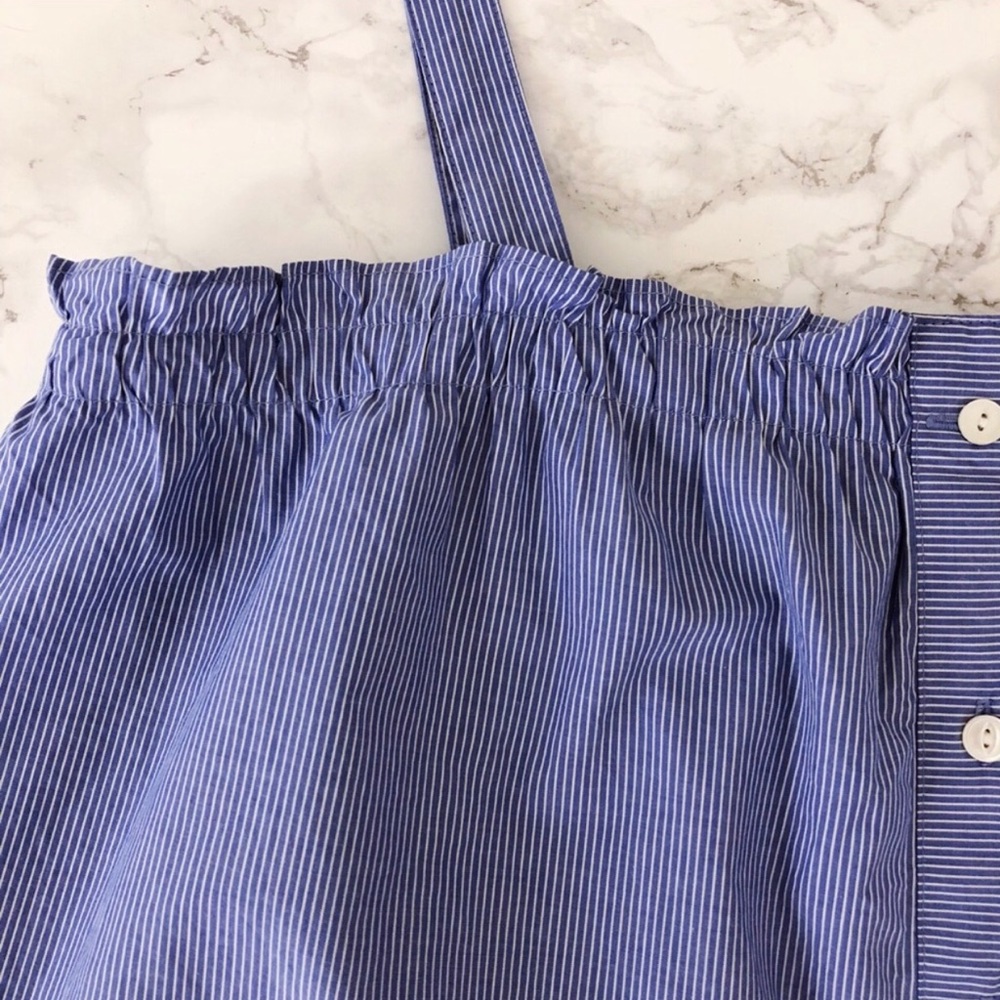 J CREW BUTTON AND RUFFLE TOP - Picture 4 of 7